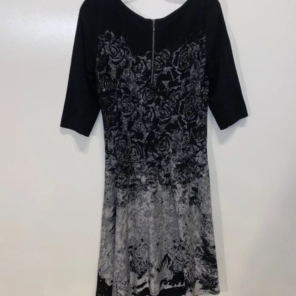 Dress - Picture 3 of 5